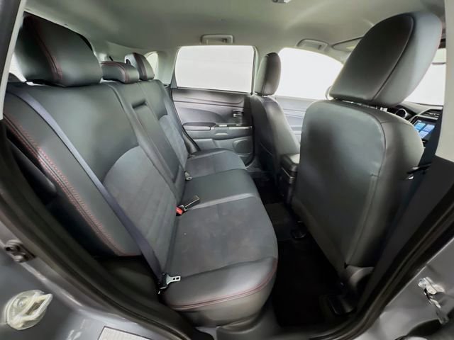 Used 2024 Mitsubishi Outlander Sport SE image 41