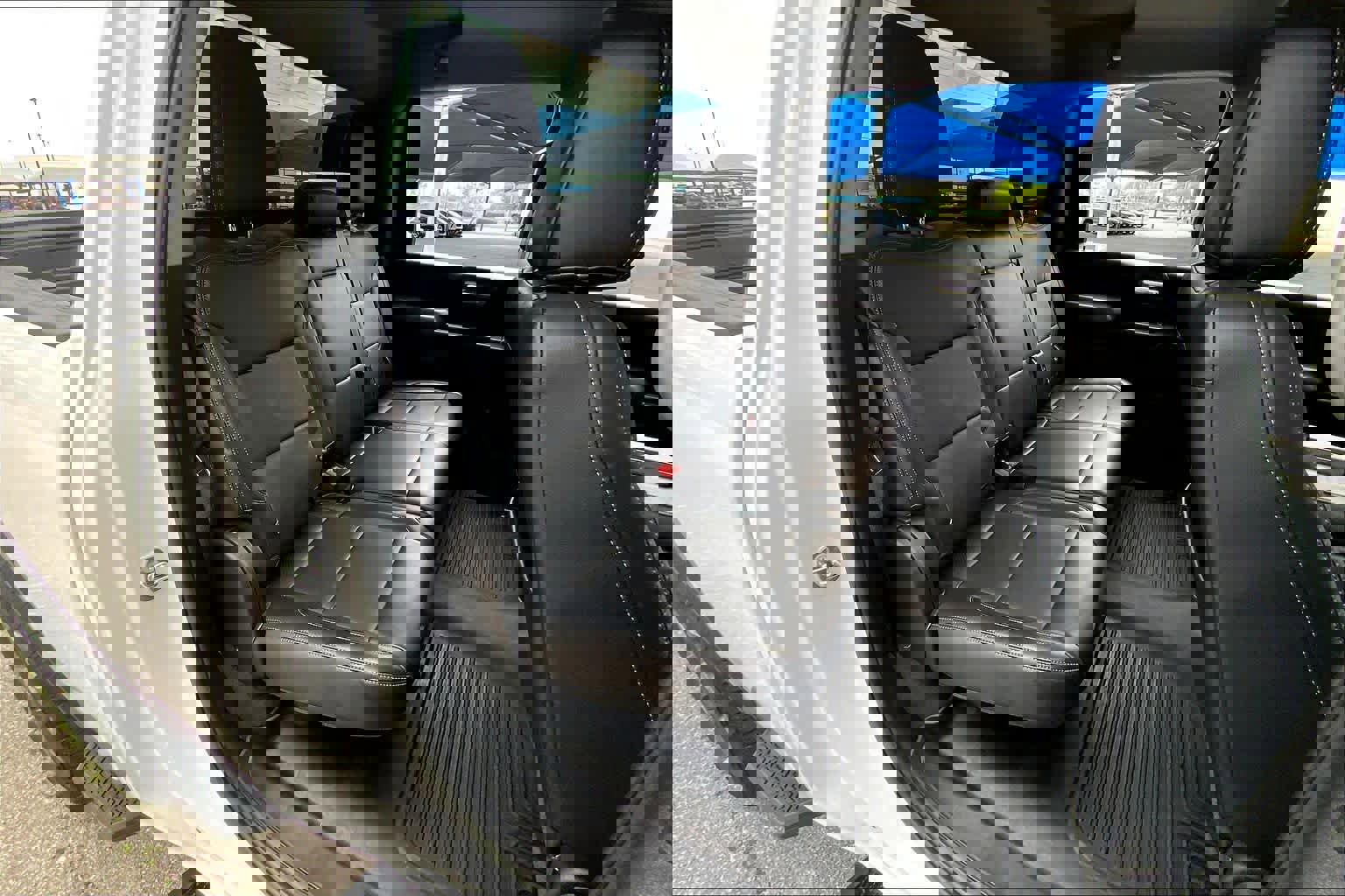 Used 2024 Chevrolet Silverado 2500 Custom w/ Custom Convenience Package image 20