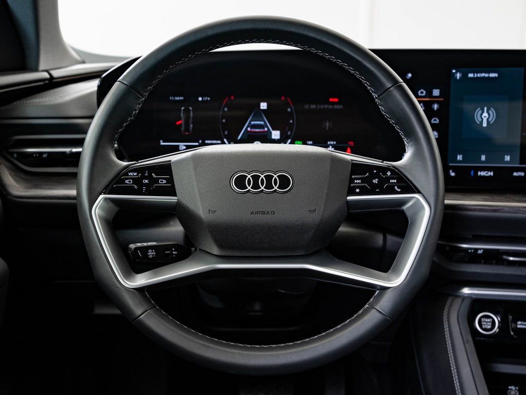 Certified 2025 Audi Q5 Premium w/ 19" Wheel Package image 38