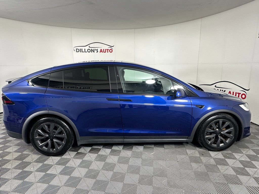 Used 2022 Tesla Model X image 12