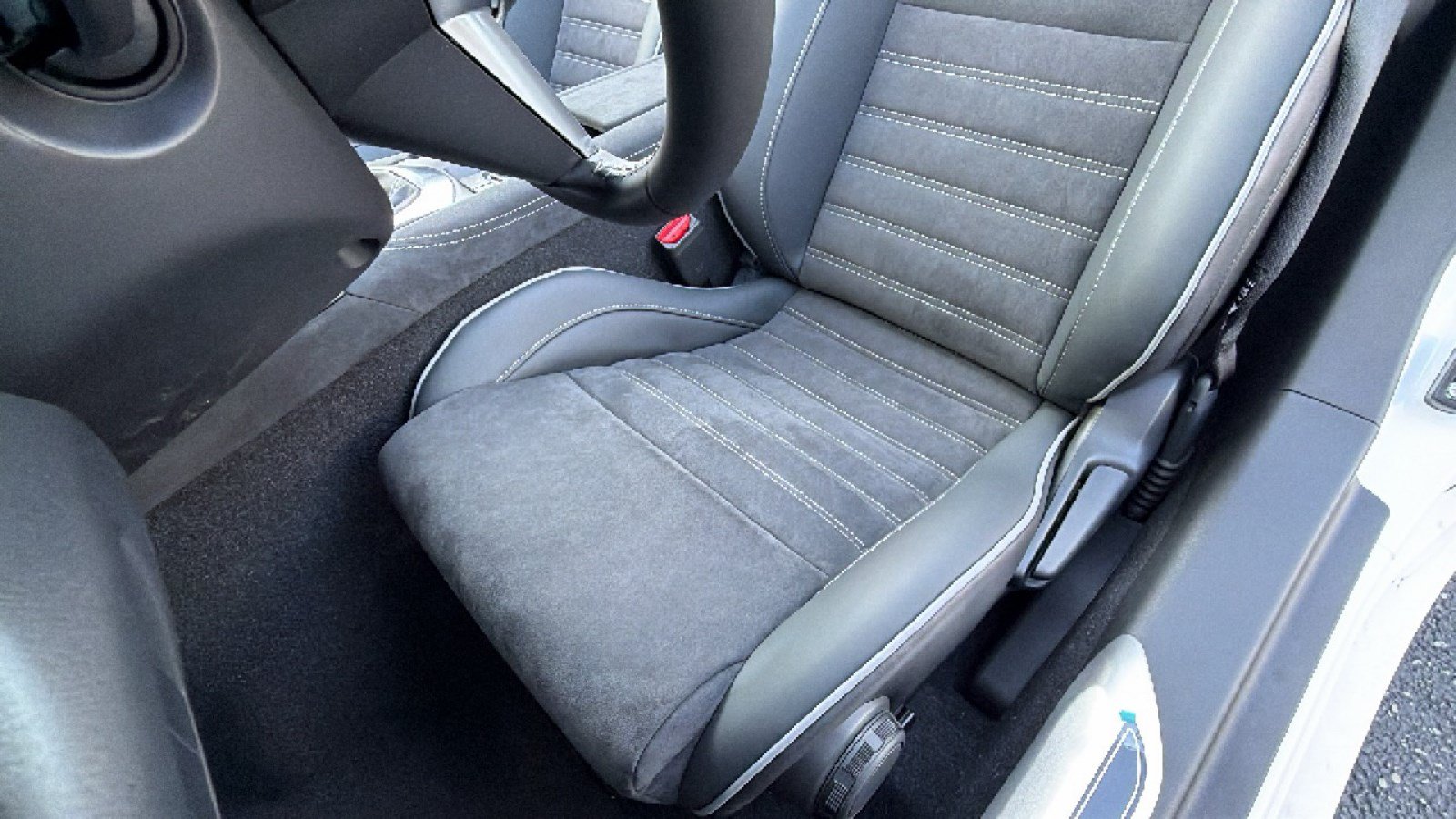 New 2026 MAZDA MX-5 Miata RF Club w/ Interior Package RWD image 17
