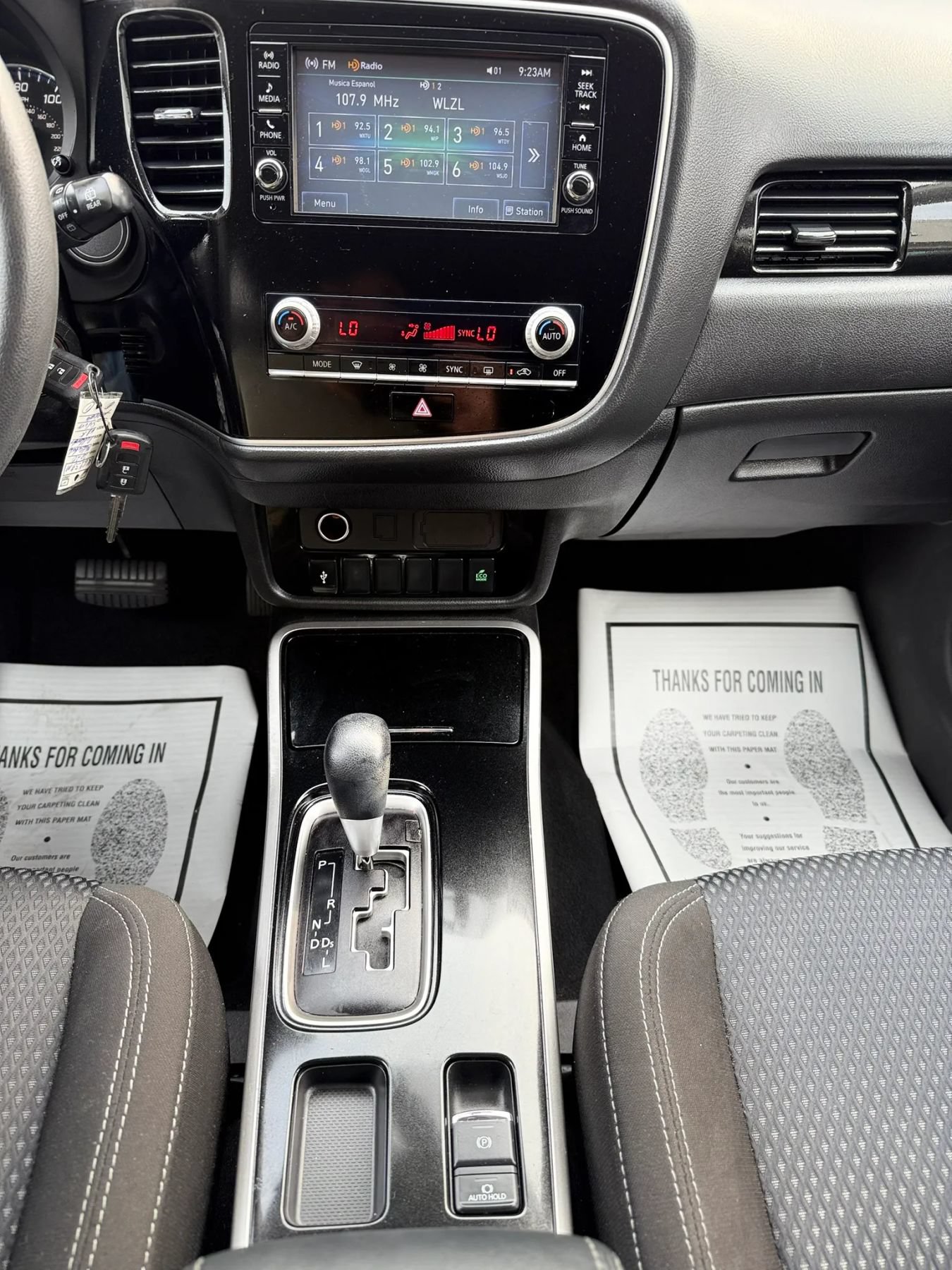 Used 2020 Mitsubishi Outlander ES FWD image 20