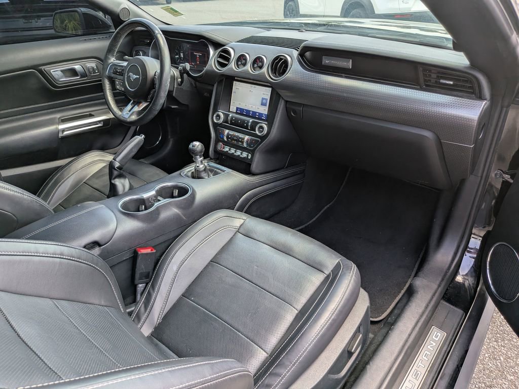 Used 2021 Ford Mustang GT Premium w/ GT Performance Package RWD image 12