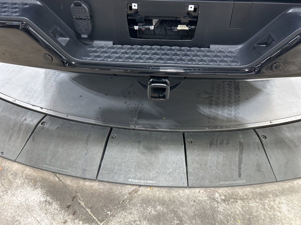 Used 2023 Chevrolet Colorado Z71 w/ Z71 Convenience Package 2 image 29