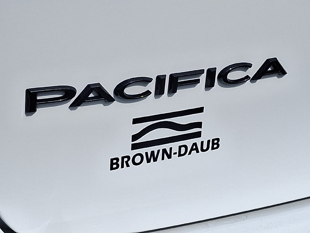 New 2027 Chrysler Pacifica Select AWD/4WD image 19