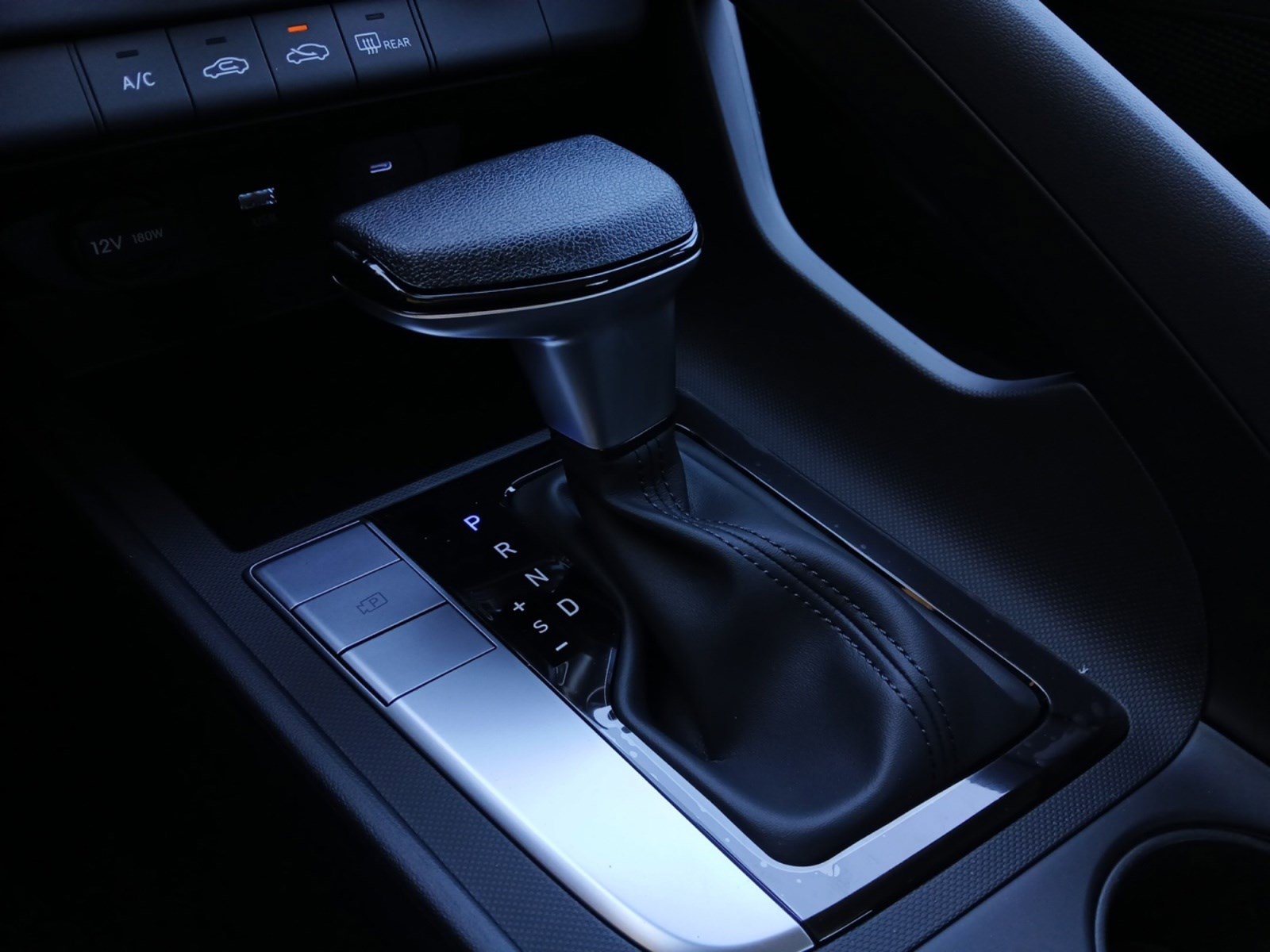 New 2026 Hyundai Elantra SE image 17