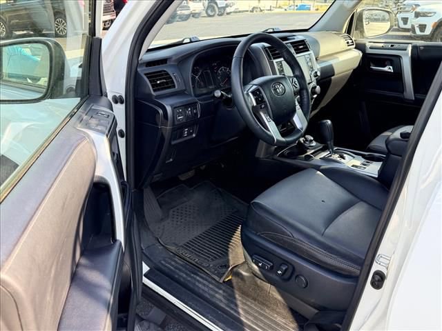 Used 2023 Toyota 4Runner SR5 Premium w/ Moonroof Package AWD/4WD image 10