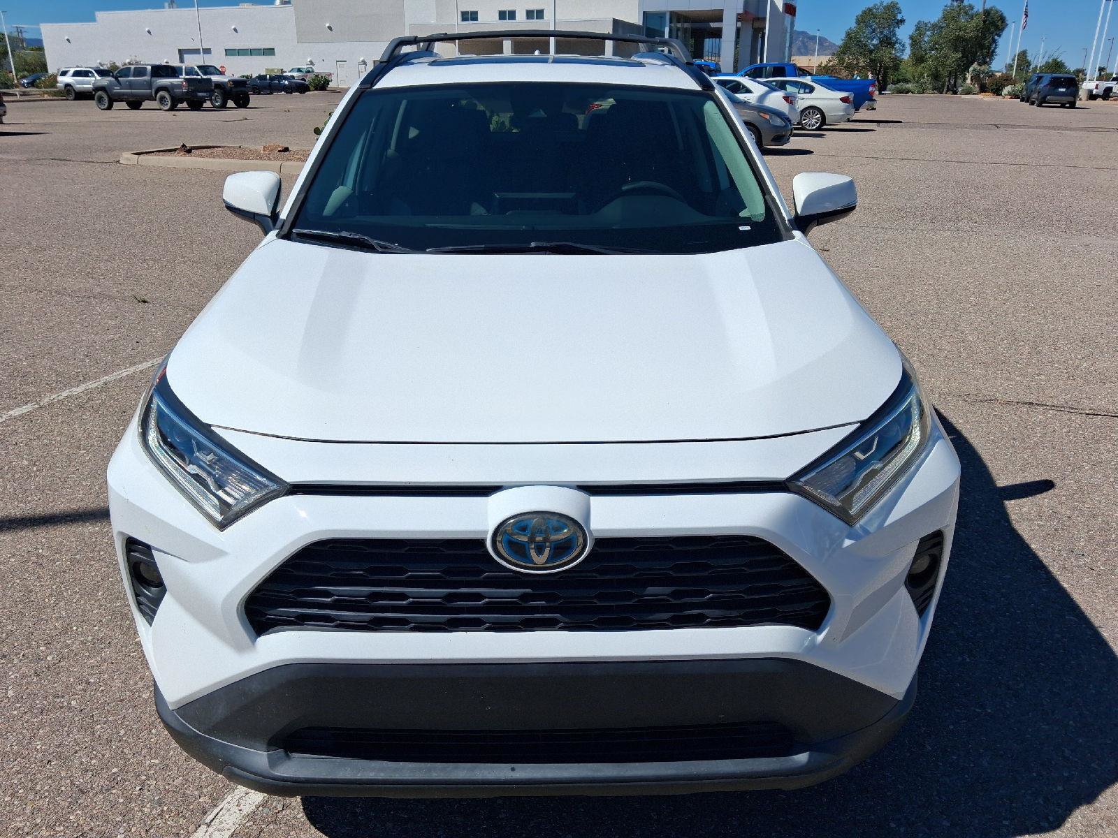 Used 2021 Toyota RAV4 XLE w/ Convenience Package AWD/4WD image 8