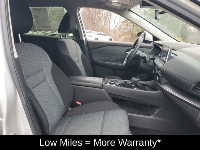 Certified 2023 Nissan Rogue SV image 10