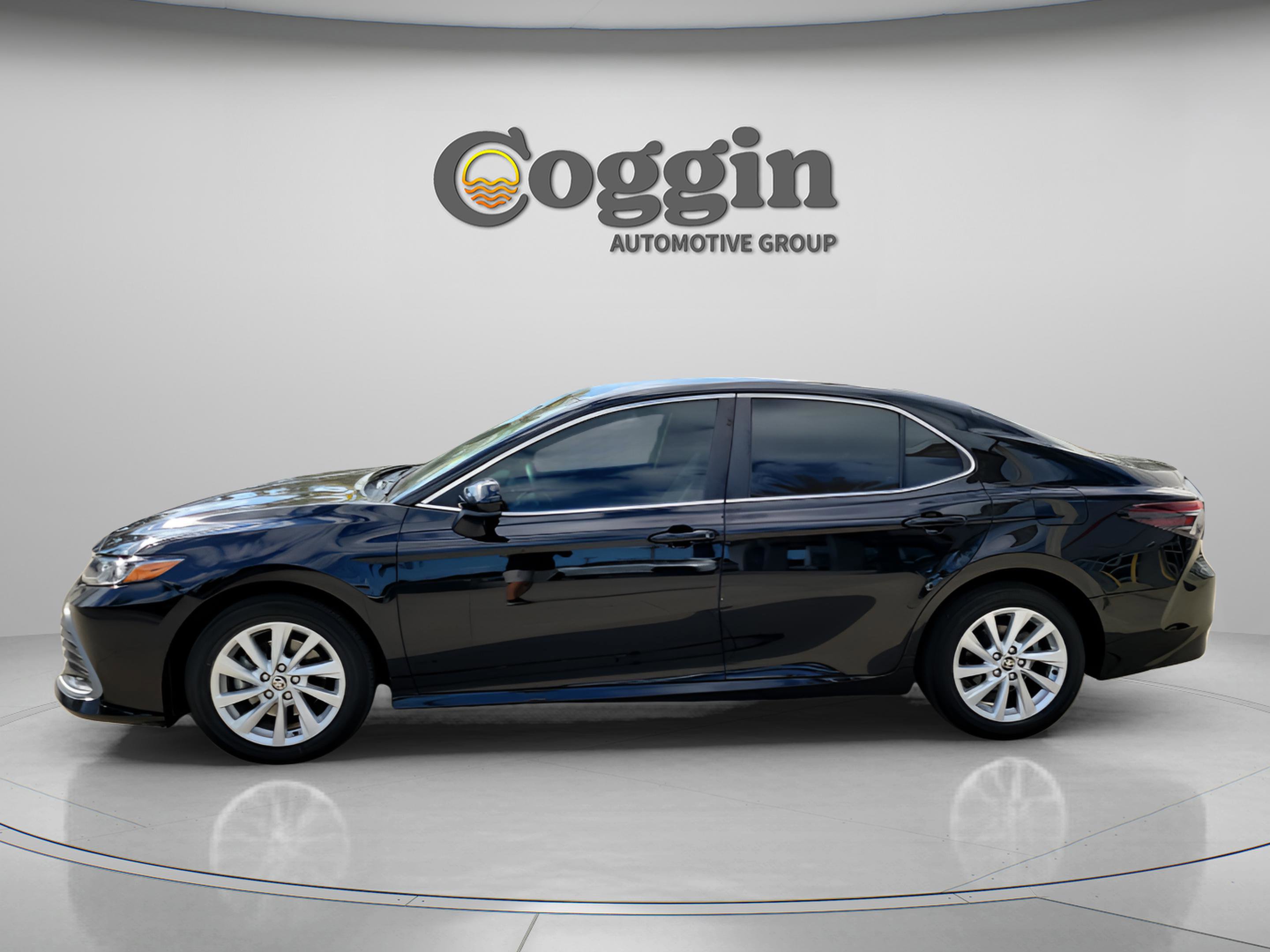 Certified 2023 Toyota Camry LE FWD image 2