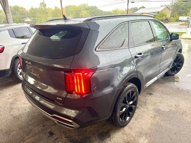 Used 2023 Kia Sorento SX image 5
