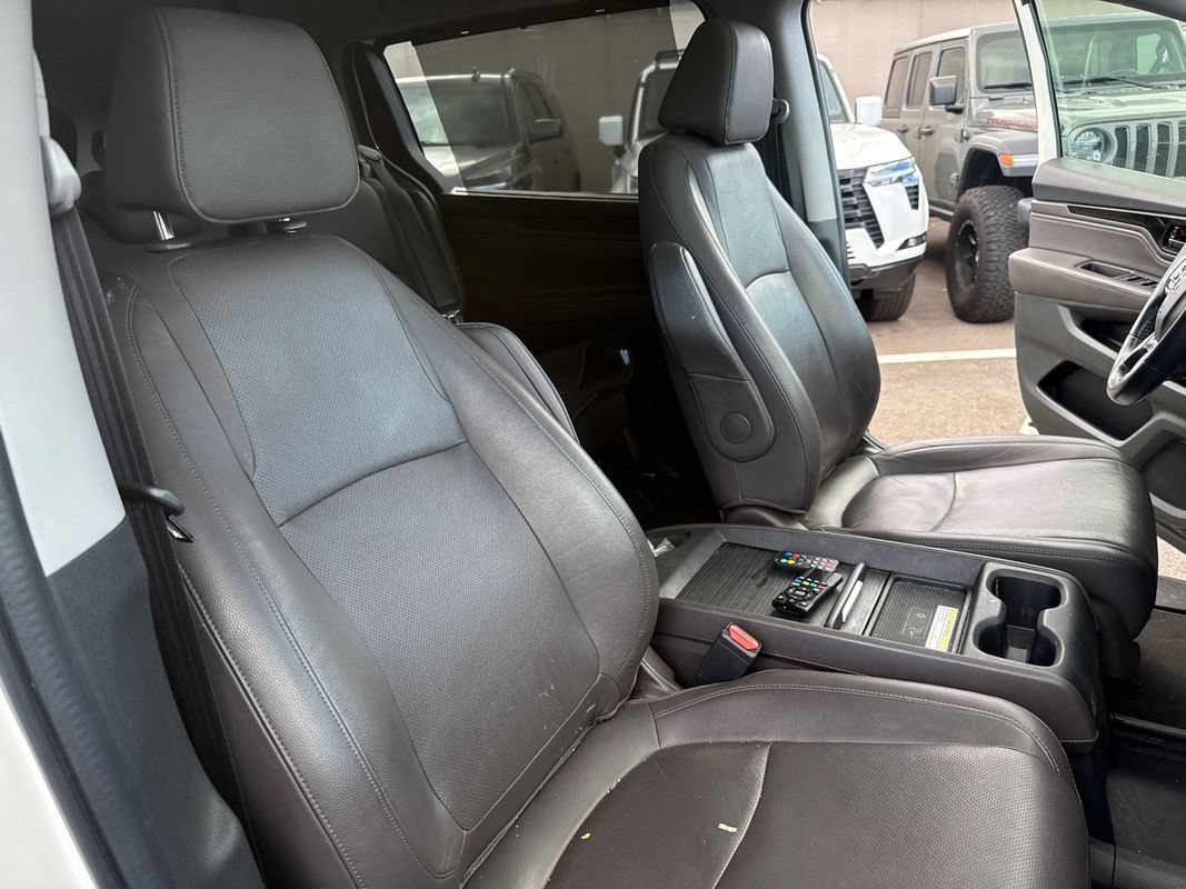 Used 2018 Honda Odyssey Elite image 10