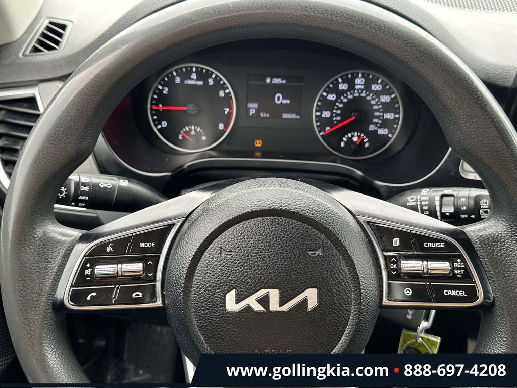 Used 2023 Kia Seltos LX image 18