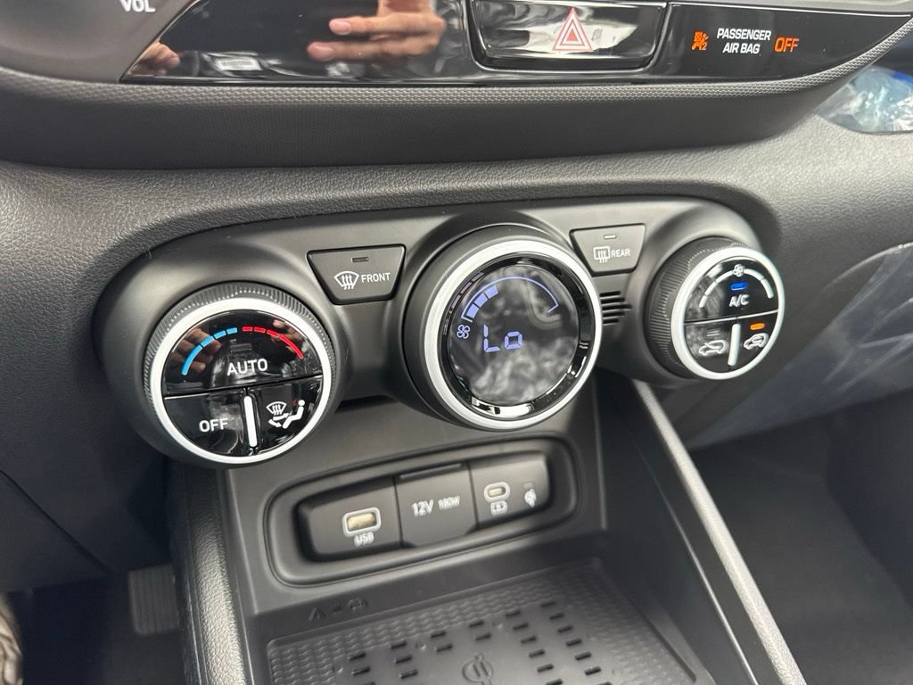 New 2026 Hyundai Venue SEL FWD image 14