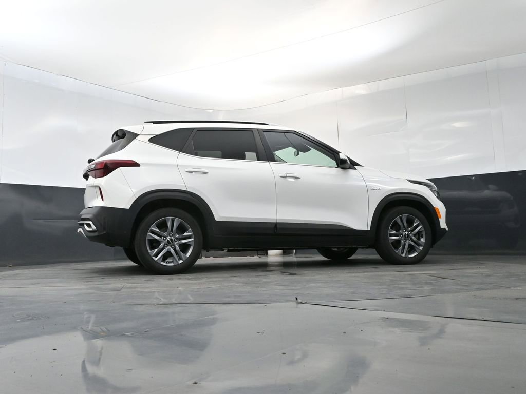 Used 2022 Kia Seltos S AWD/4WD image 24