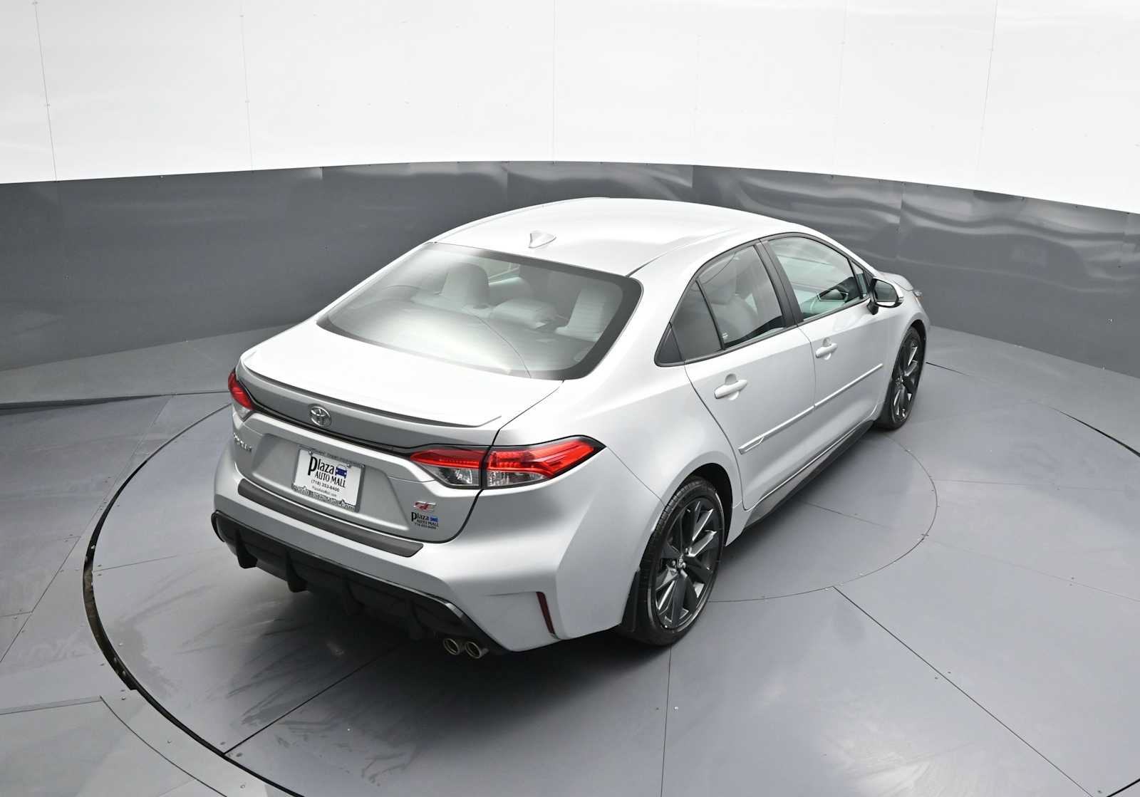 Certified 2024 Toyota Corolla SE FWD image 36