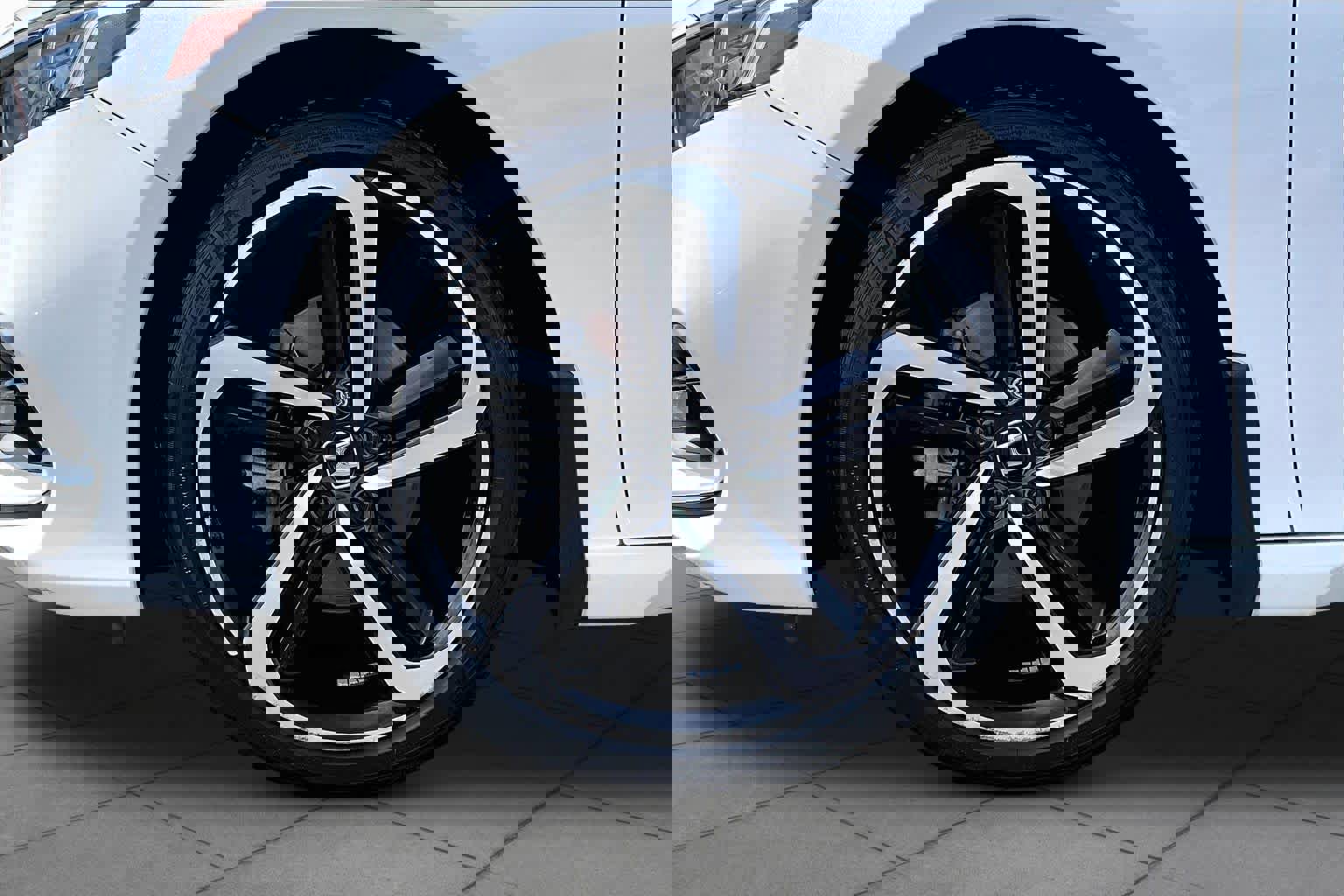 Used 2019 Honda Accord Sport image 11