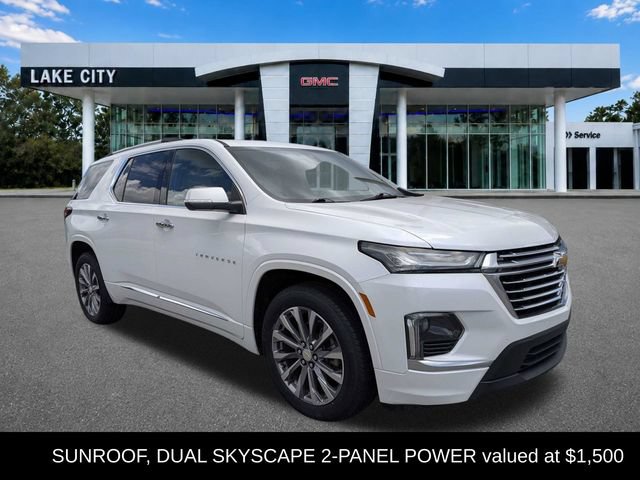 Used 2023 Chevrolet Traverse Premier FWD image 1