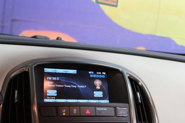 Used 2015 Buick Verano Convenience FWD image 19