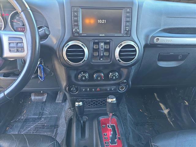 Used 2016 Jeep Wrangler Unlimited Rubicon image 21