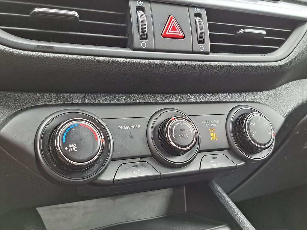 Used 2024 Kia Forte LXS w/ LXS Technology Package image 17