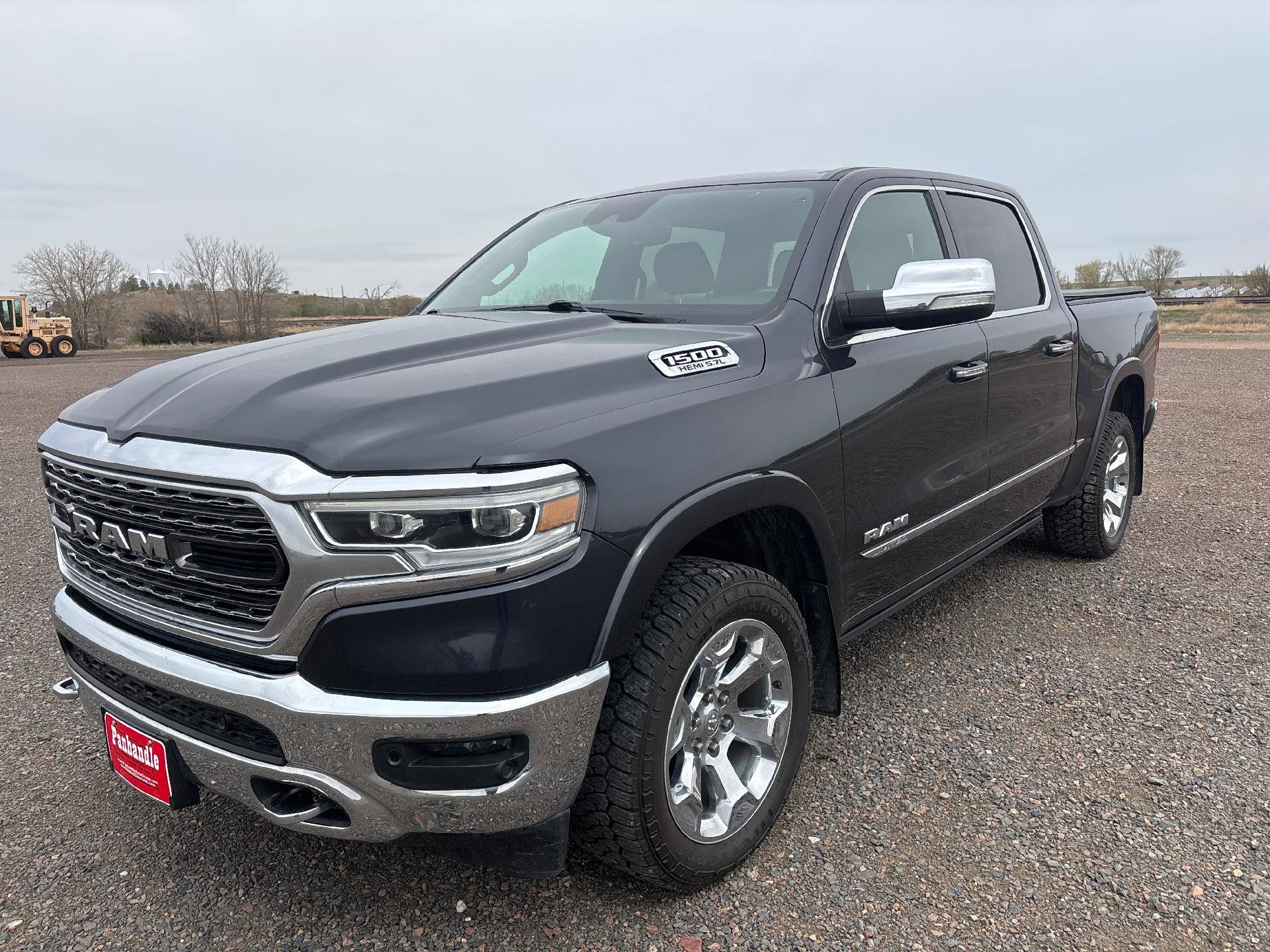 Used 2020 RAM 1500 Limited image 1