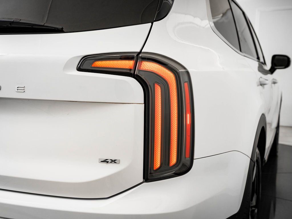 Used 2023 Kia Telluride SX image 16