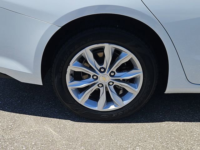 Used 2023 Chevrolet Malibu LT image 5