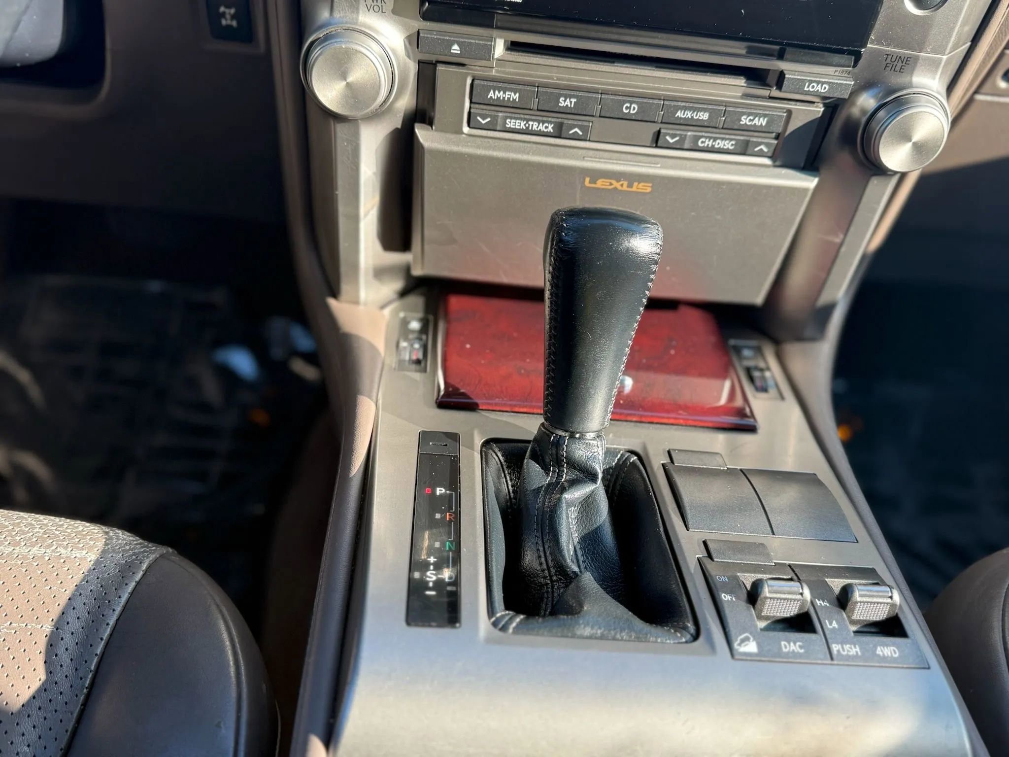 Used 2011 Lexus GX 460 image 20