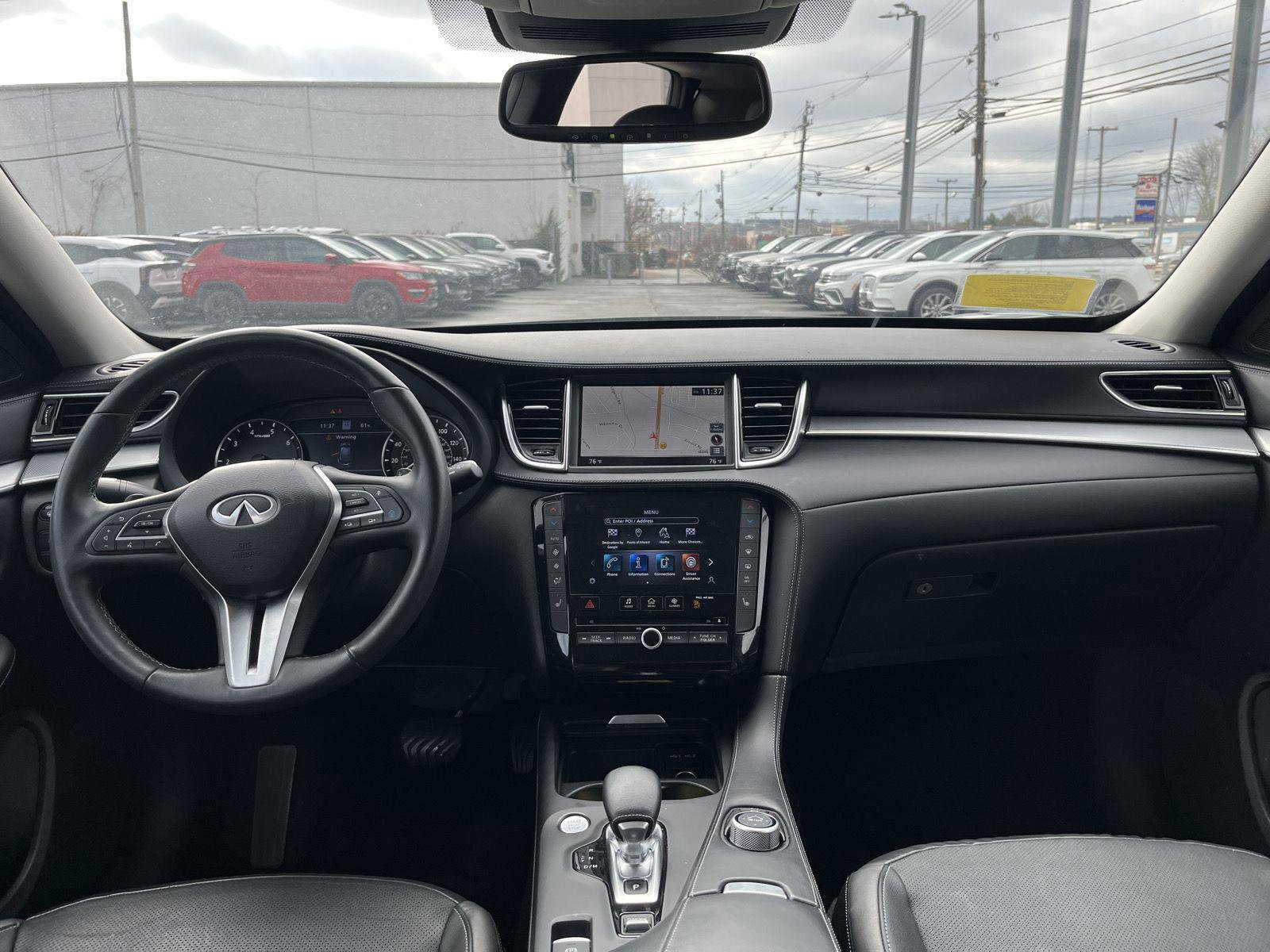 Certified 2021 INFINITI QX50 Essential w/ Convenience Package image 18