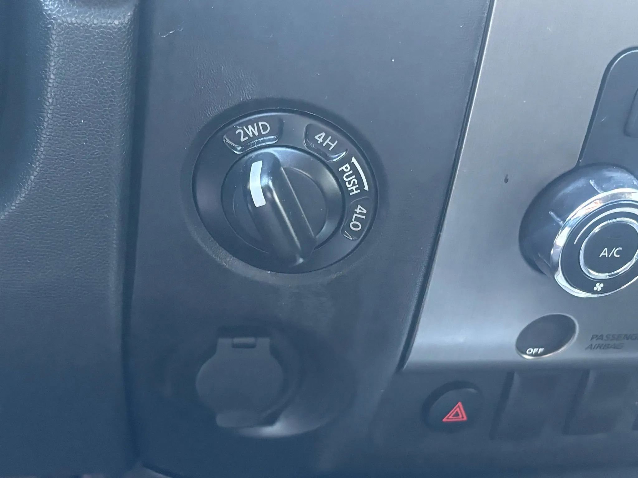 Used 2012 Nissan Titan SV w/ SV Value Truck Pkg AWD/4WD image 31