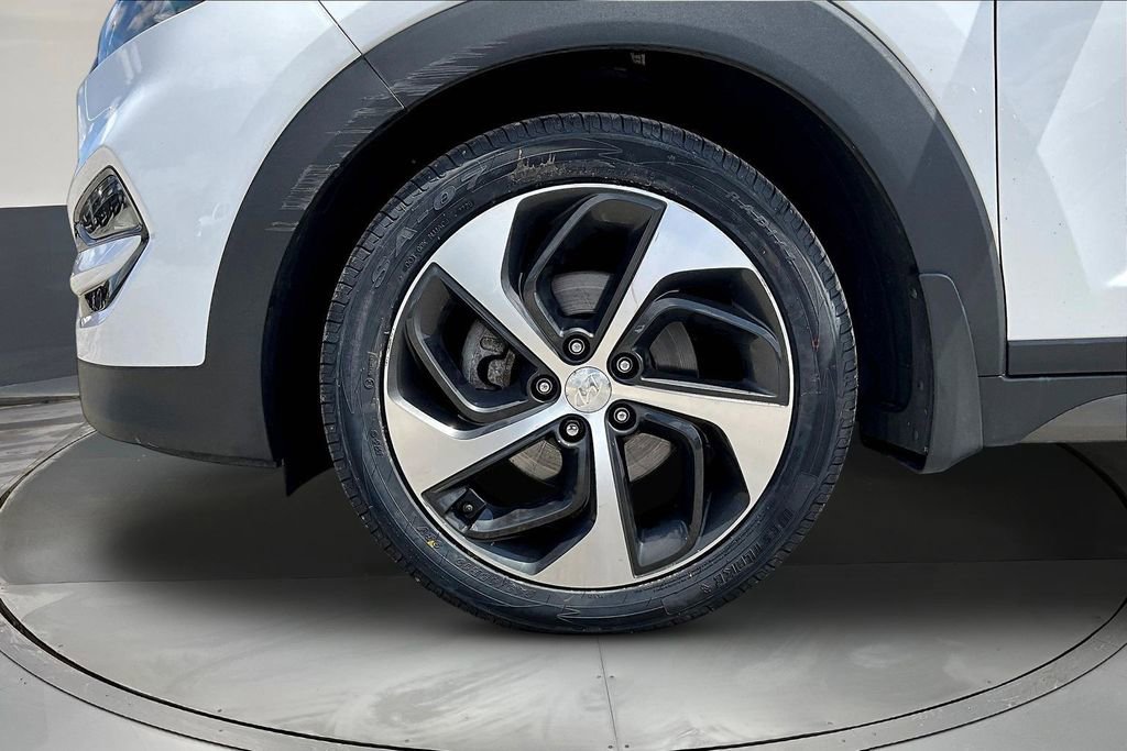 Used 2016 Hyundai Tucson Limited w/ Option Group 03 AWD/4WD image 34