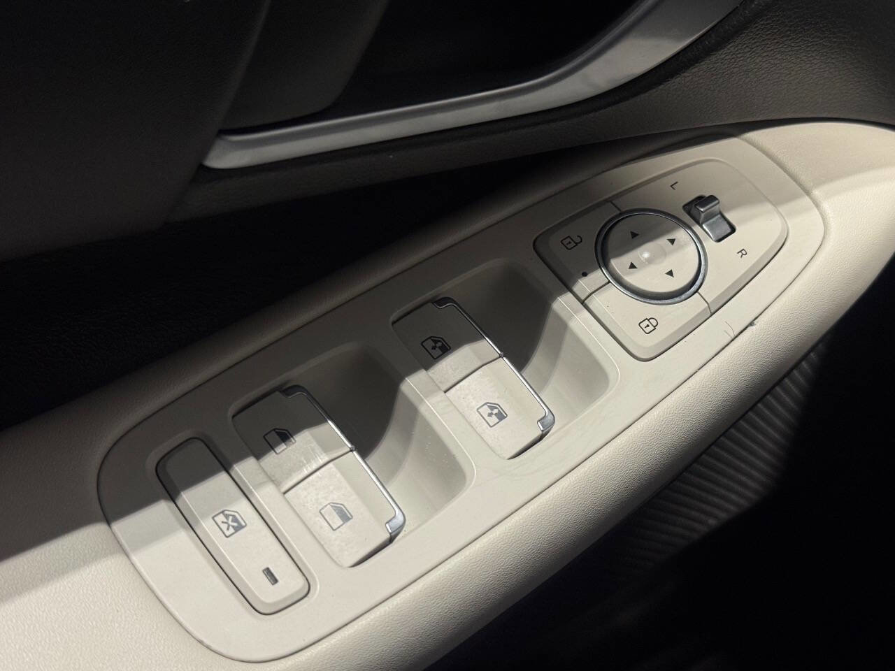 Used 2025 Hyundai Sonata SEL image 30