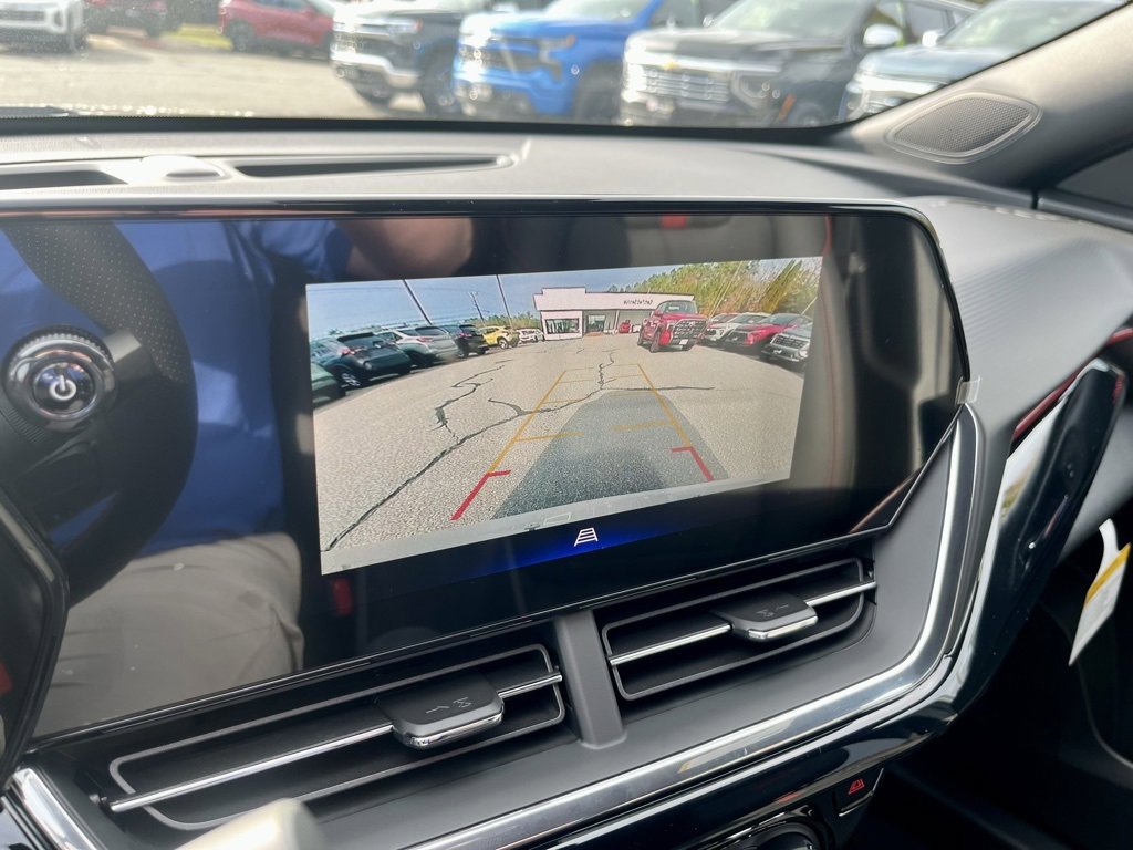 New 2026 Chevrolet Trax RS w/ Driver Confidence Package image 14