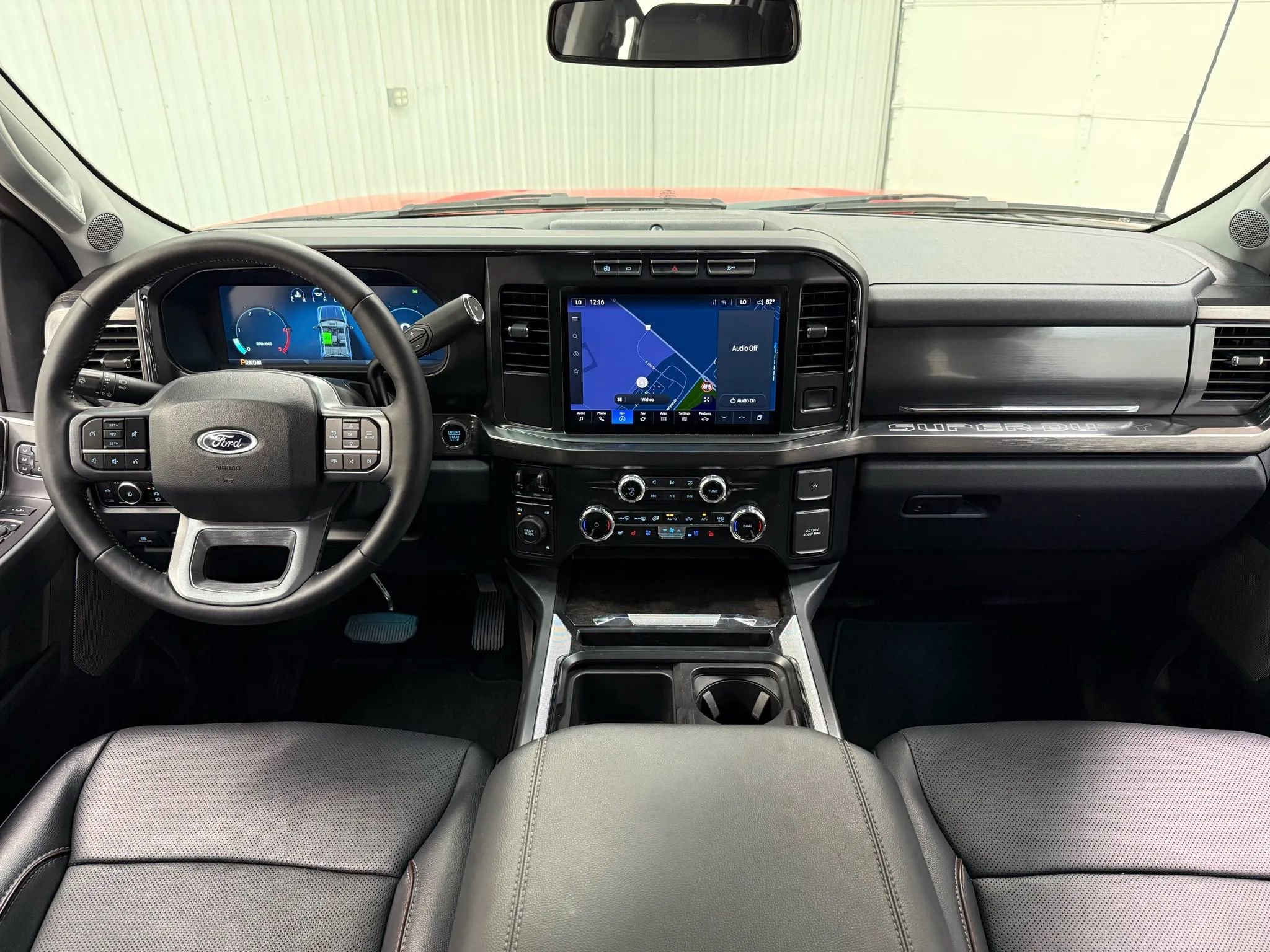 Used 2024 Ford F350 Lariat image 14