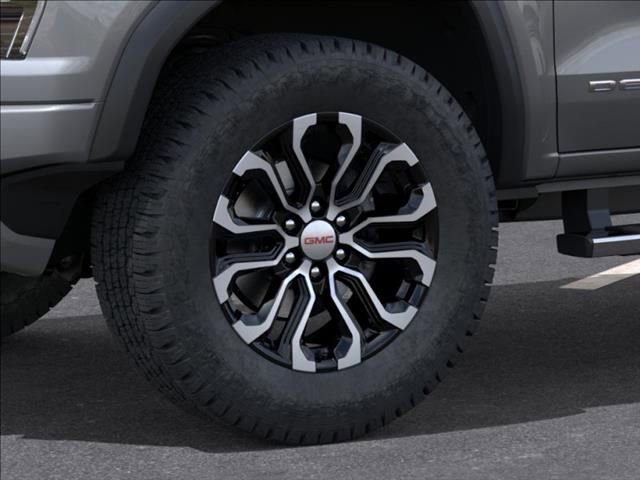 New 2026 GMC Canyon Denali AWD/4WD image 9