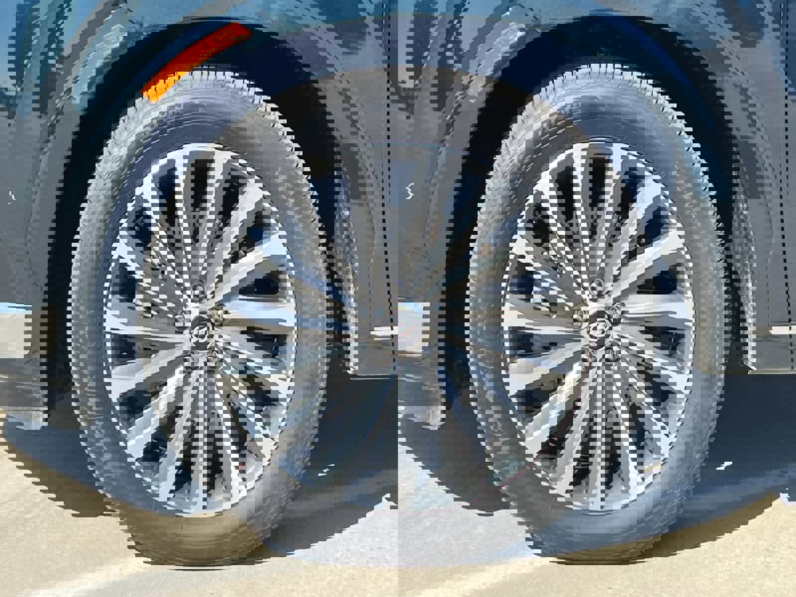 Used 2025 Hyundai Palisade Calligraphy image 28