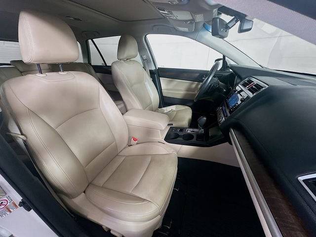 Used 2017 Subaru Outback 3.6R Limited image 31