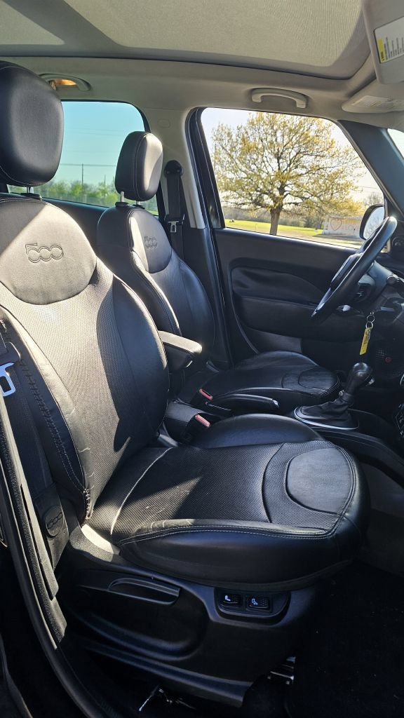 Used 2018 FIAT 500L Lounge FWD image 8