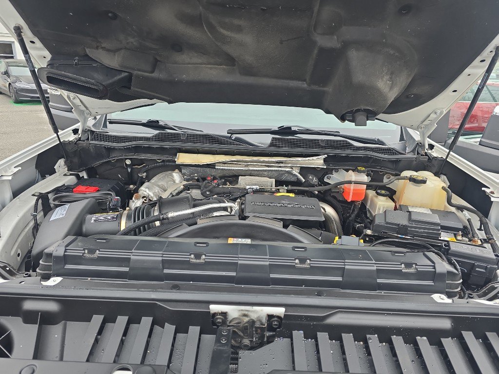 Used 2020 Chevrolet Silverado 3500 LTZ w/ LTZ Premium Package image 17