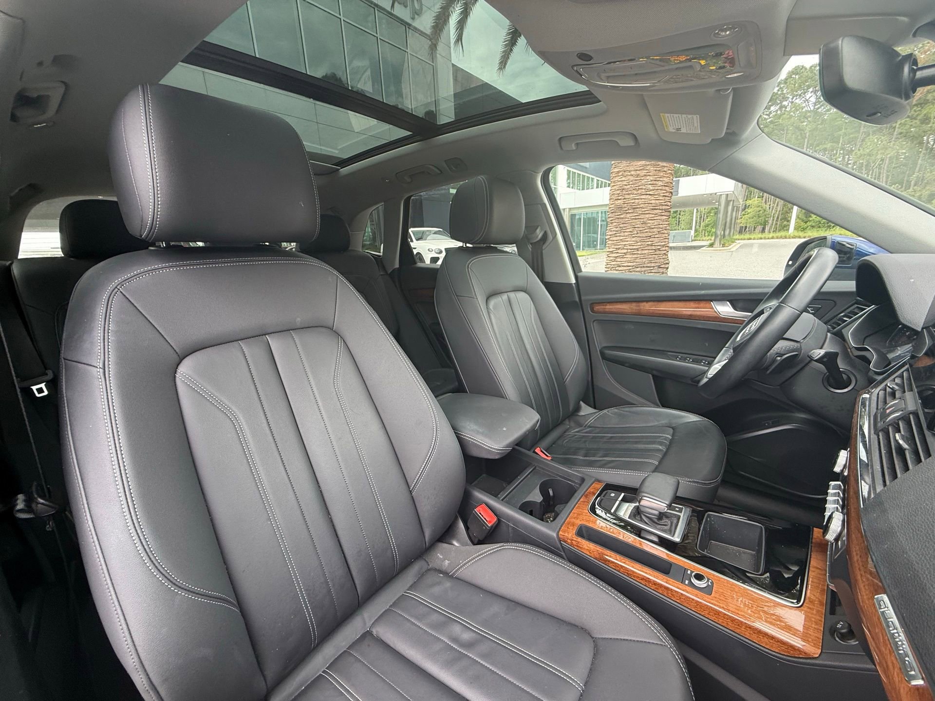 Used 2023 Audi Q5 2.0T Premium w/ Convenience Package AWD/4WD image 18