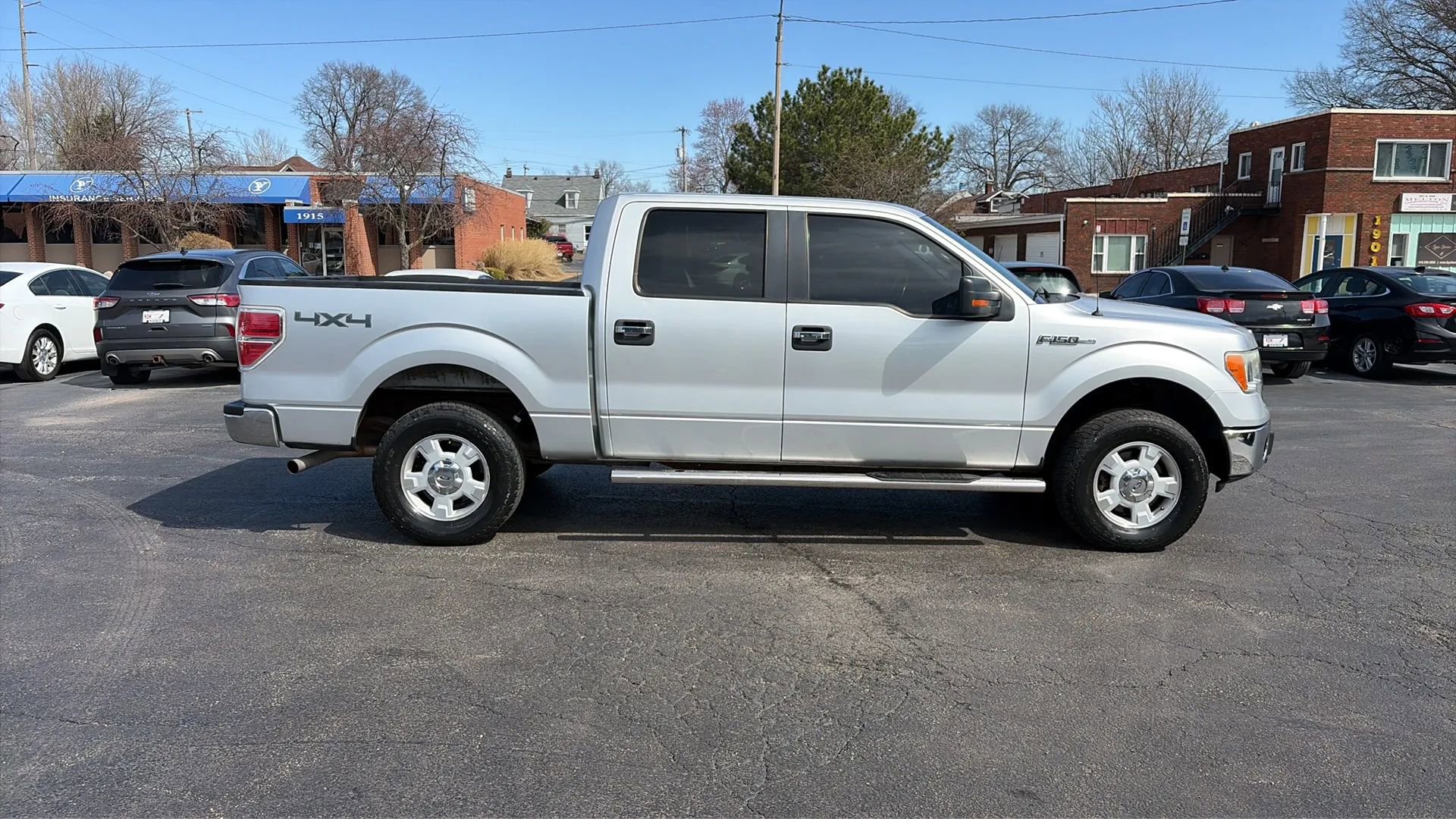 Used 2011 Ford F150 XLT w/ XLT Convenience Pkg image 4
