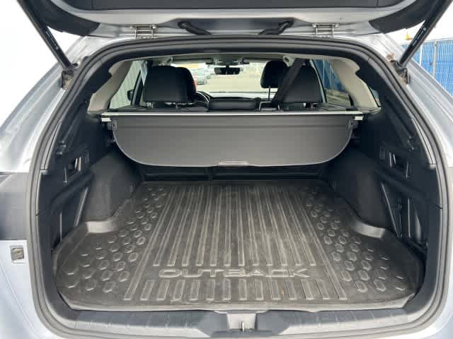 Used 2023 Subaru Outback Onyx Edition image 11