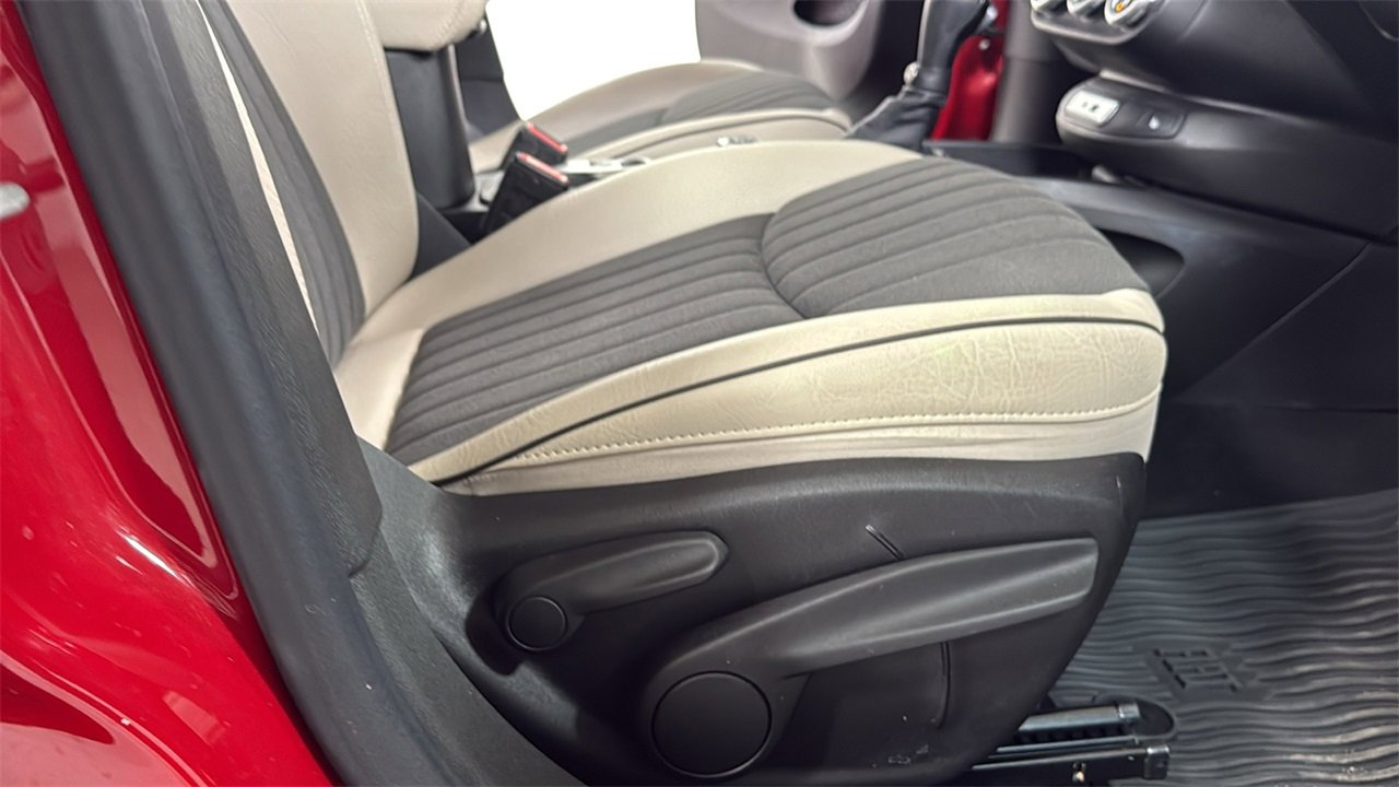 Used 2016 FIAT 500X Lounge image 20