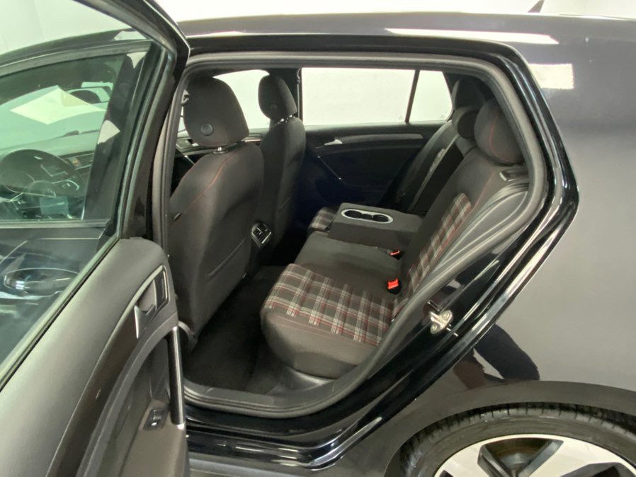 Used 2020 Volkswagen GTI S image 34