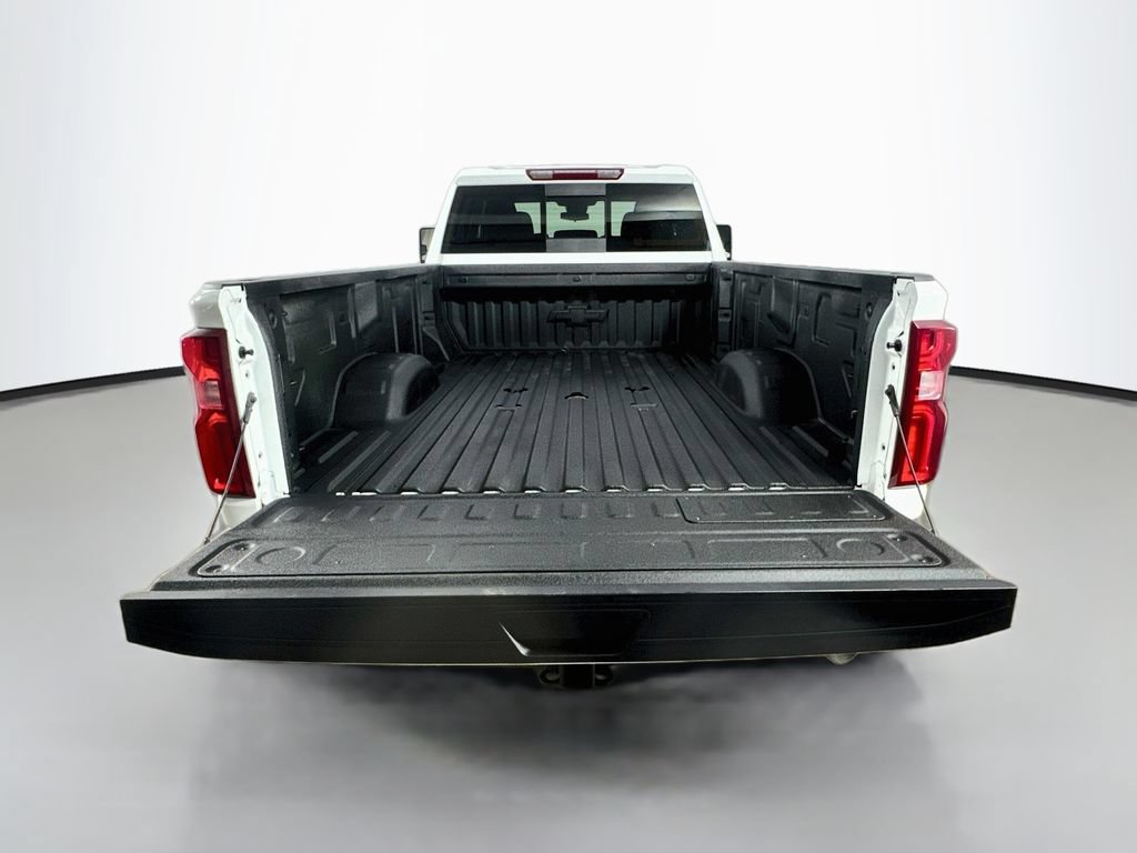 Used 2025 Chevrolet Silverado 3500 LT AWD/4WD image 32