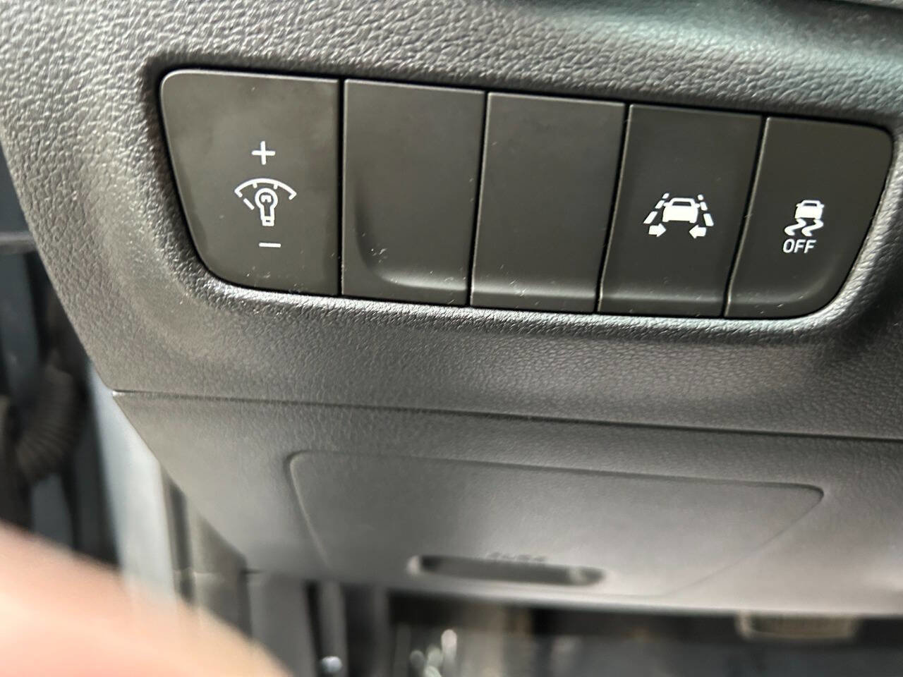 Used 2019 Hyundai Kona SE AWD/4WD image 19