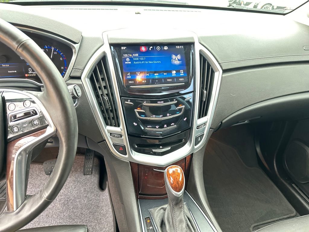Used 2015 Cadillac SRX Luxury w/ Driver Awareness Package AWD/4WD image 22
