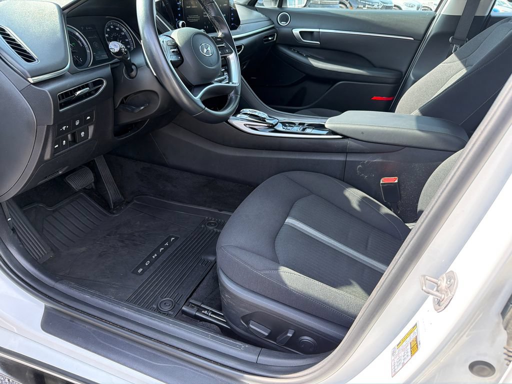 Used 2023 Hyundai Sonata SEL w/ Cargo Package FWD image 9