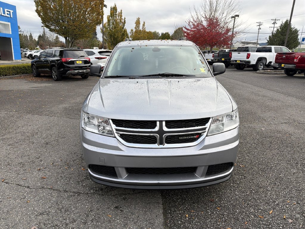 Used 2020 Dodge Journey SE FWD image 4